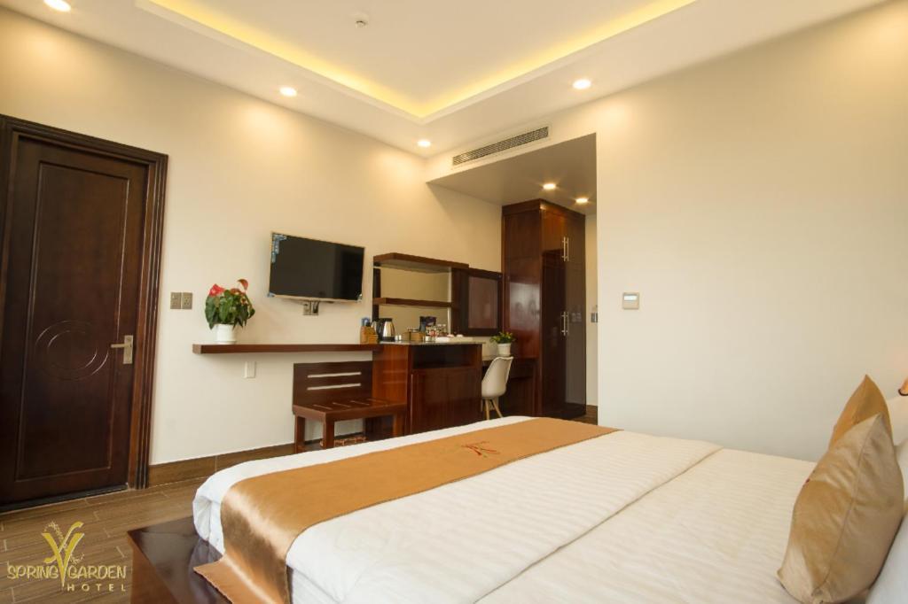 Spring Garden Hotel Lk Long Khanh Екстериор снимка