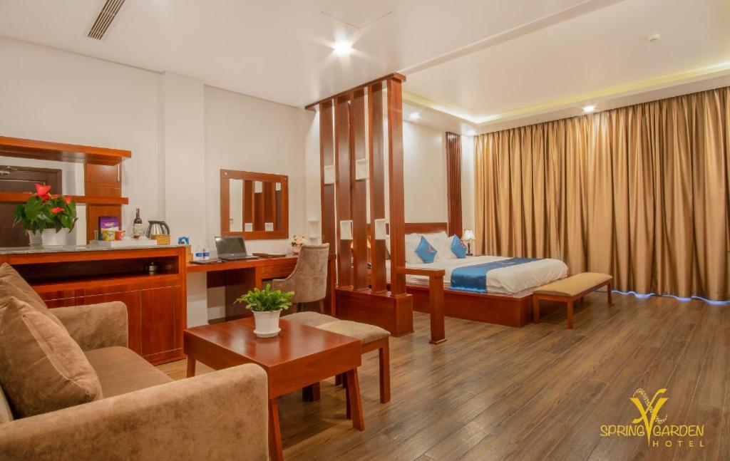 Spring Garden Hotel Lk Long Khanh Екстериор снимка