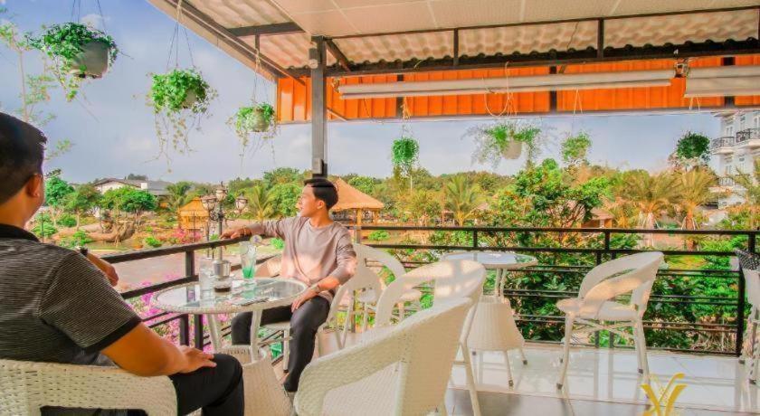 Spring Garden Hotel Lk Long Khanh Екстериор снимка
